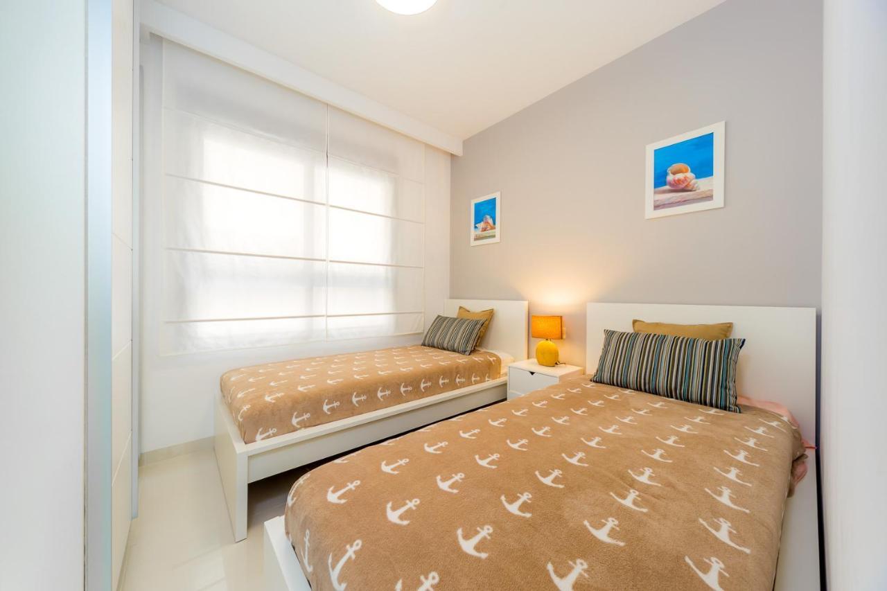 Torre de la Horadada Luxurious 2 Bedroom Apartment Near The Beach מראה חיצוני תמונה